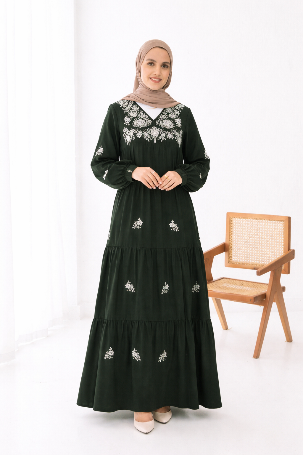 Gamila Abaya