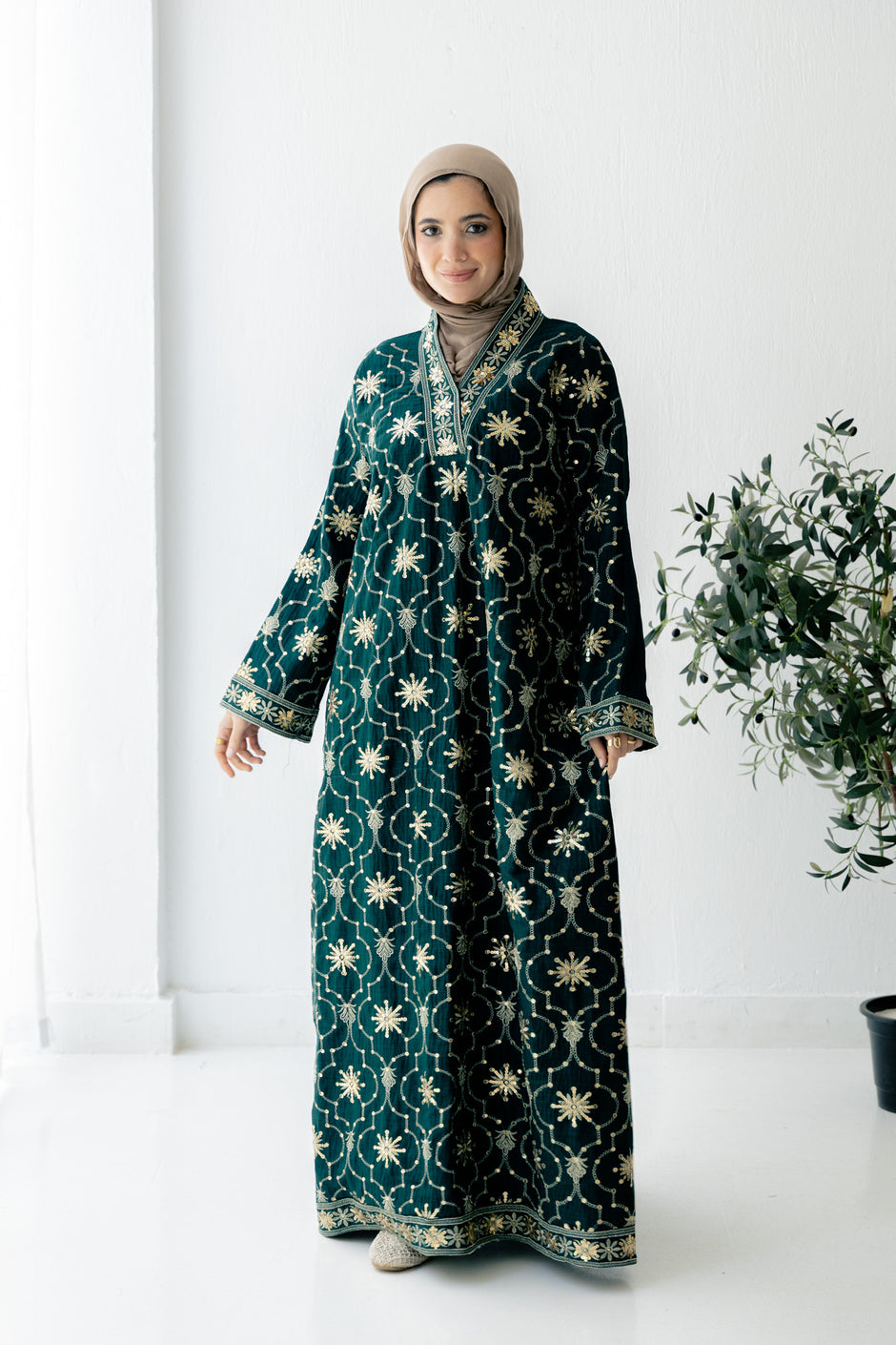 Aziza Abaya