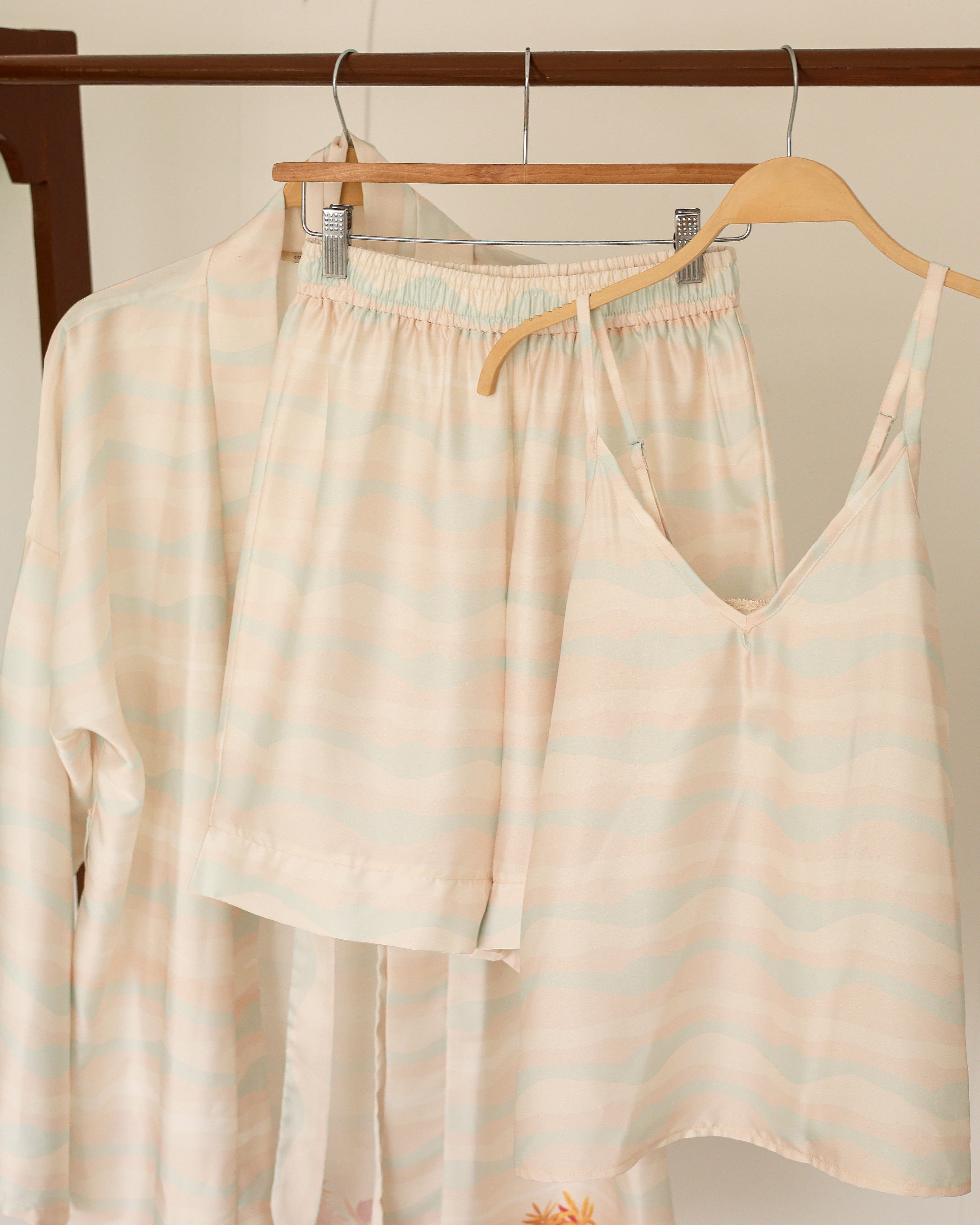 Offwhite Satin Nightgown Pajama