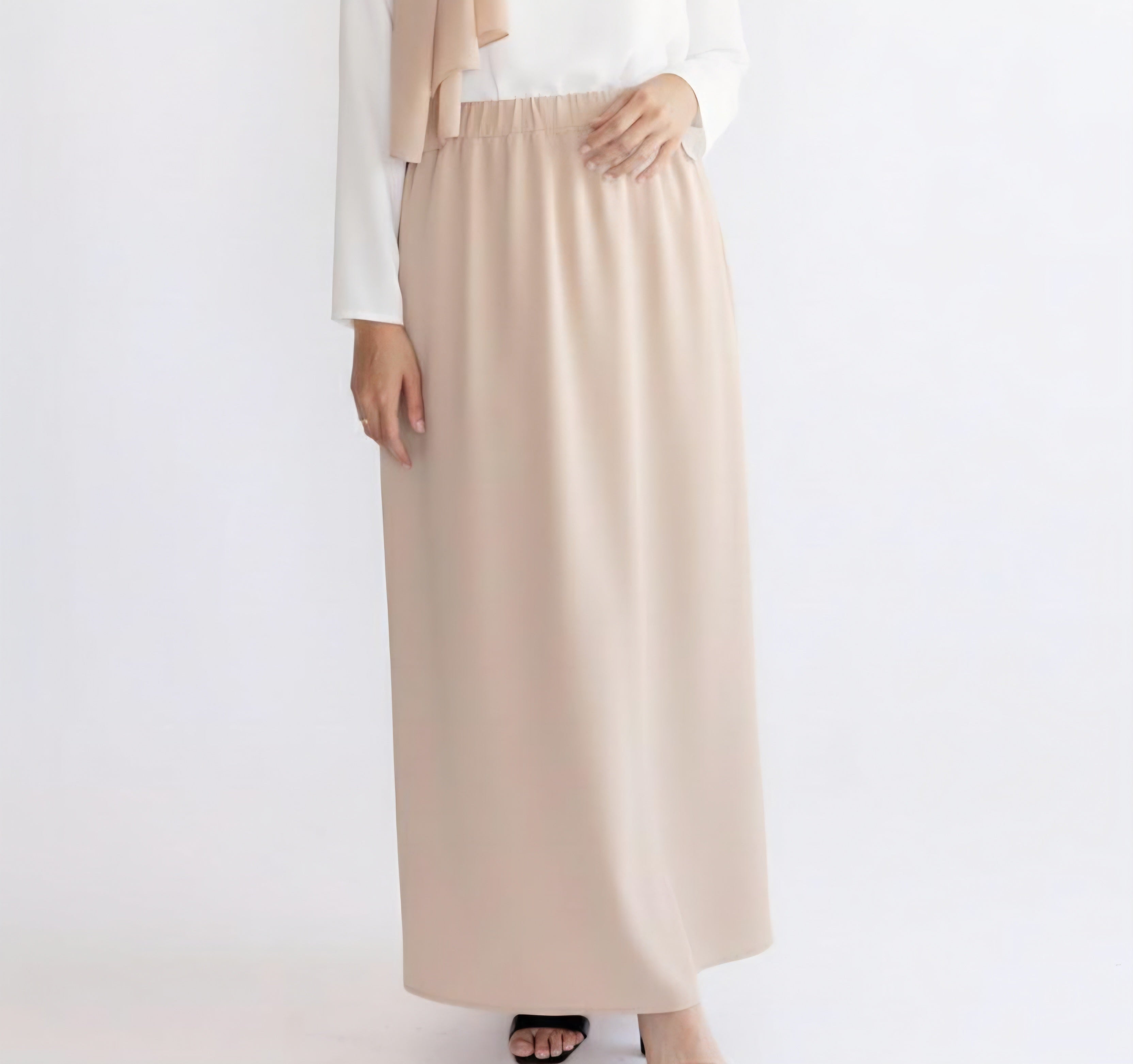 Basic slim skirt