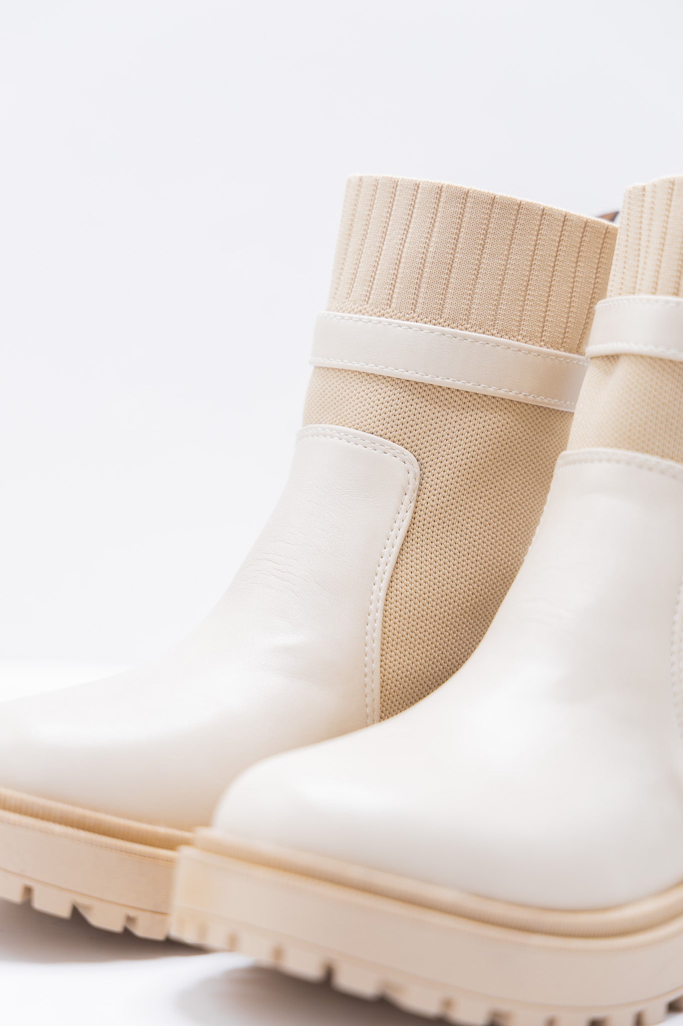 Heel Boot