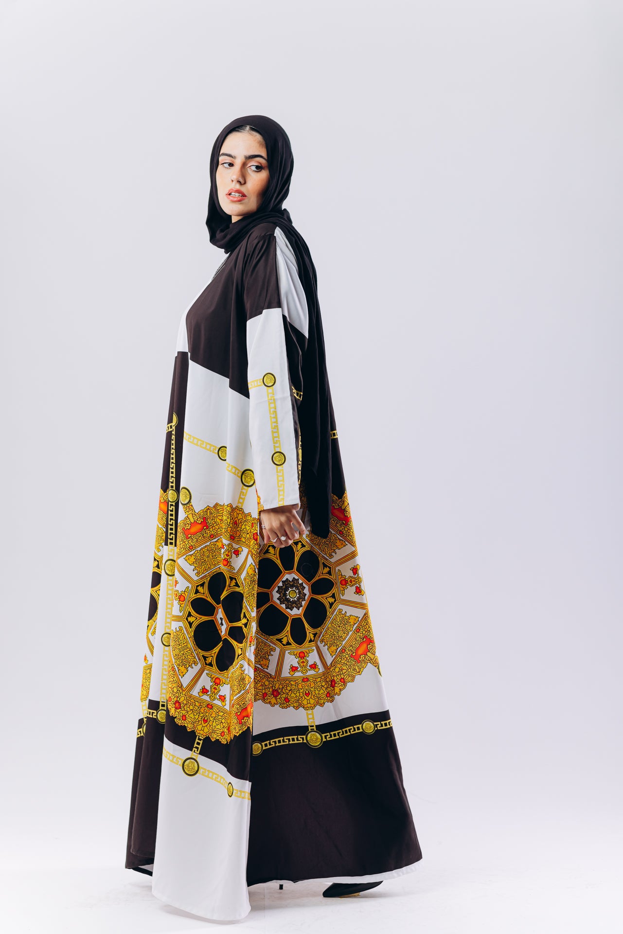 Dahabya  Istikbal Abaya