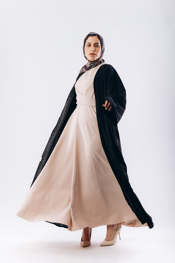 Lilly Abaya